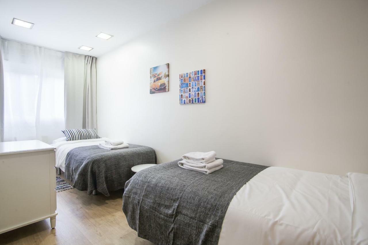 Tendency Apartments Forum 2 Sant Adrià de Besòs Esterno foto